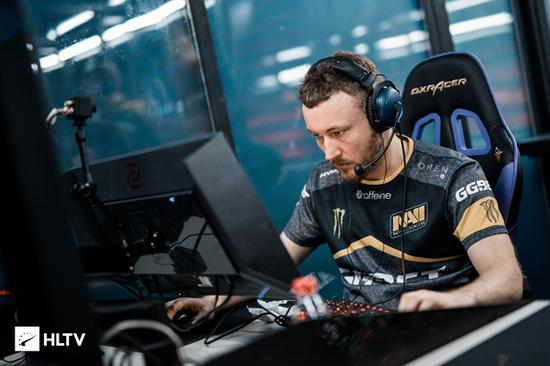 追求拟真者 追求拟真者